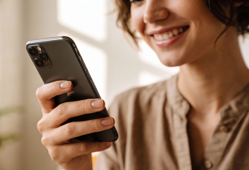 Principales riesgos legales de WhatsApp en comunidades según RGPD